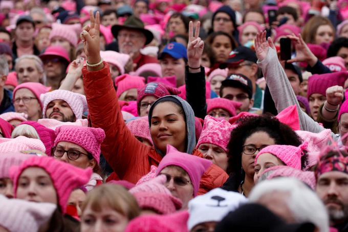 Shod za pravice žensk v ameriški prestolnici Washington, januar 2017. | Foto: Reuters