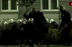 Srbi spet na ulicah, na spletu posnetki nasilja policistov #video