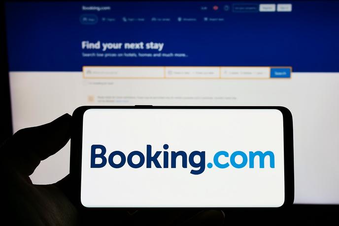 Pozor: po rezervaciji na Booking.com vam lahko nastavijo past