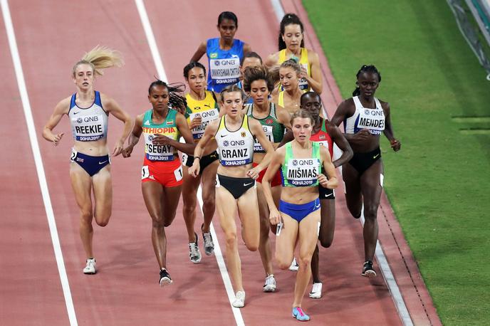 Maruša Mišmaš | Takole je Maruša Mišmaš nekaj časa vztrajala na čelu svoje kvalifikacijske skupine na 1500 metrov, potem pa povsem popustila in pristala pri repu. | Foto Reuters