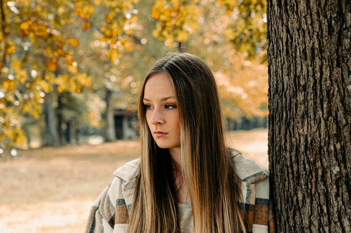 ženska, dekle, jesen | Foto Unsplash