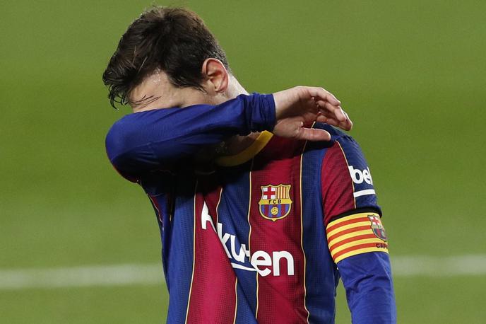Lionel Messi | Lionel Messi in ekipa pri Barceloni se bosta morala sprijazniti z znižanjem plač. | Foto Reuters