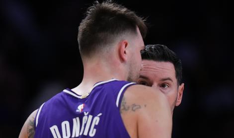 Kaj se je dogajalo? Dogovor je bil očitno drugačen.