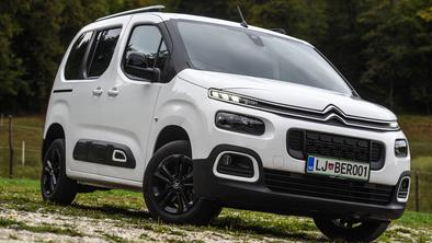 Zanimiv "bypass": največ je izgubil ključen del avtomobila #foto