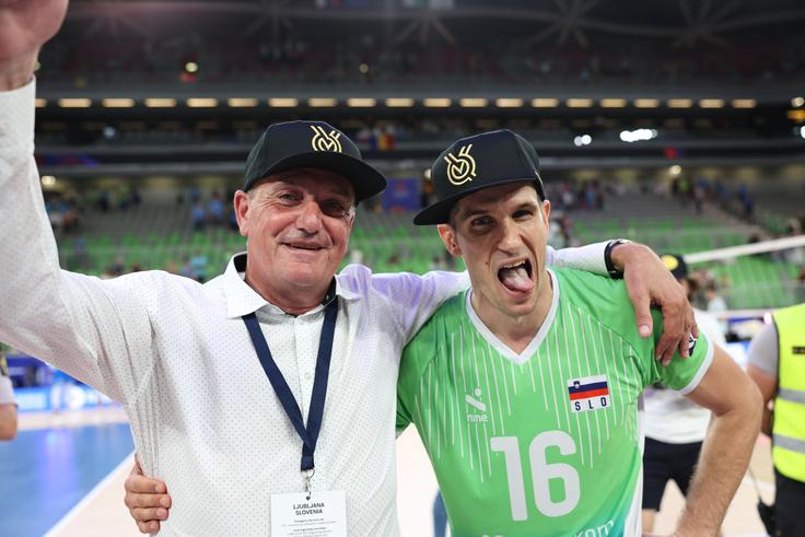 "Oče je velik športni navdušenec, tako da sem že od malih nog spremljali vse mogoče športe." | Foto: www.alesfevzer.com