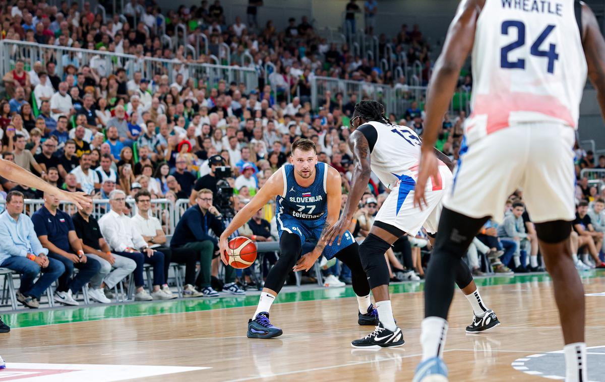 Luka Dončić slovenska košarkarska reprezentanca | Luka Dončić je dal že v prvi četrtini 12 točk. | Foto Aleš Fevžer
