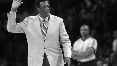 Umrl košarkarski velikan Elgin Baylor