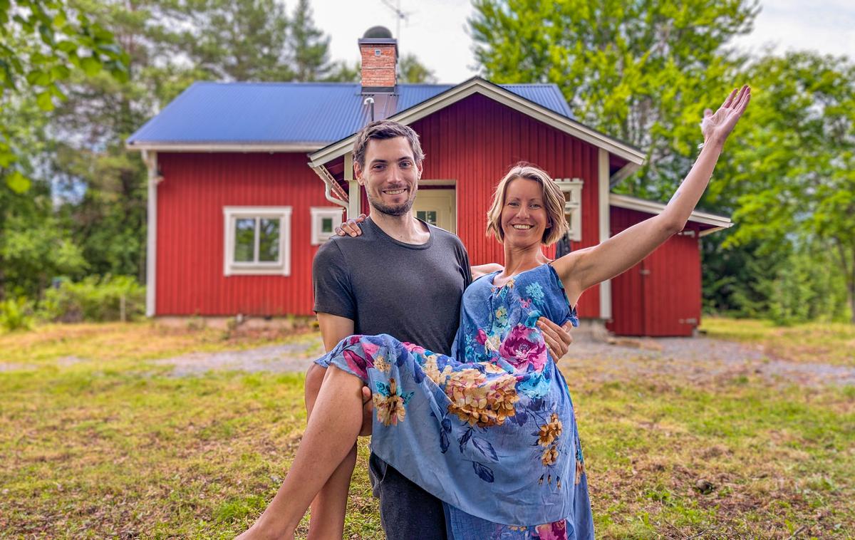 Nastja in Rok | S selitvijo v hišo na Švedskem Nastja, Rok in psička Šnofka odpirajo novo poglavje v življenju. | Foto Osebni arhiv