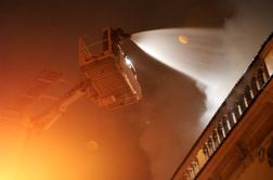 V požaru v stanovanjski stavbi v Nici umrlo sedem ljudi