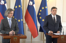 Pahor sporoča Golobu: To je tvegana odločitev