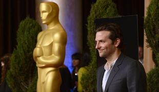 Bradley Cooper: Na podelitev oskarjev bom šel s svojo mamo