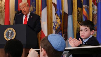 Trump podpisal izvršni ukaz o ukinitvi ministrstva za izobraževanje