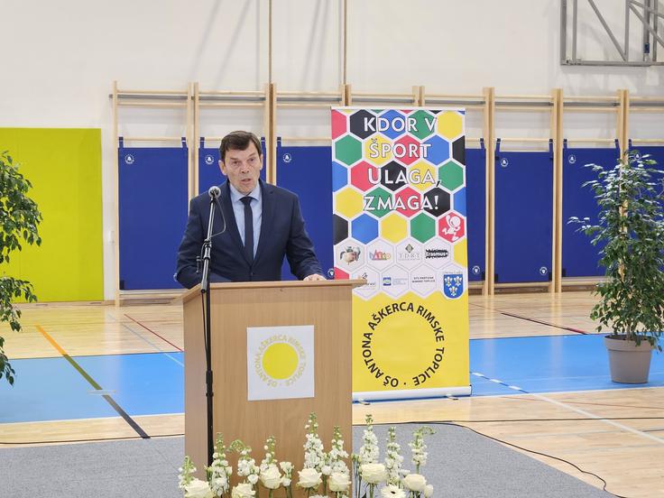 Objekt bo služil tako šolskim aktivnostim kot ligaškim tekmovanjem, uporaben pa bo tudi za druge namene, je še dodal Logaj. | Foto: STA