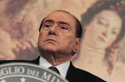 Berlusconi prestal operacijo roke
