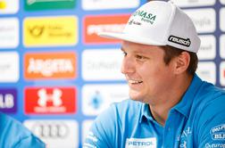 Naraločnik po poškodbi noge spet na snegu #video