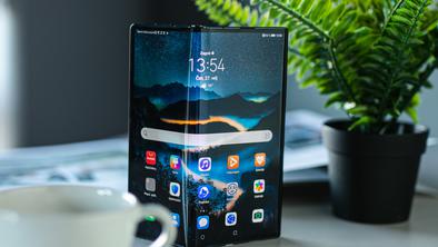 Spoznajte nekaj izjemnega: Huawei Mate Xs