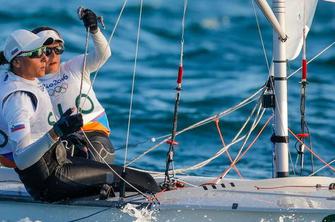 Tina Mrak in Veronika Macarol bronasti na SP