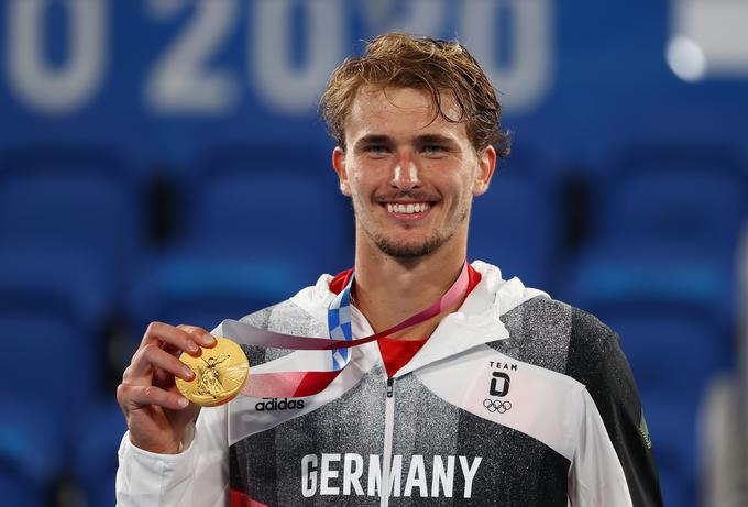 Aleksander Zverev je na OI v Tokiu osvojil zlato medaljo. | Foto: Reuters