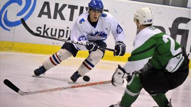 HK Olimpija in mladi Jesenice začeli z zmago