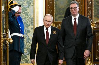 Vučić s Putinom v Moskvi o ruskem plinu. Bruselj tega ne odobrava.