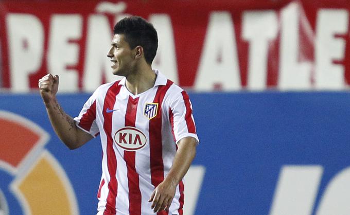 Sergio Agüero v majici Atletica. | Foto: Reuters