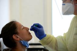 V Sloveniji spet rast števila okužb