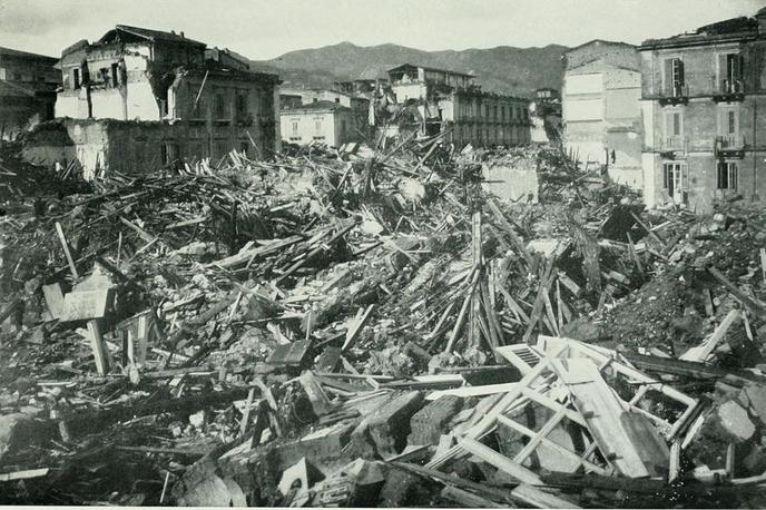 Potres Messina | Messo Messina je v potresu 28. decembra 1908 izgubilo približno polovico od 150 tisoč prebivalcev. | Foto Wikimedia Commons