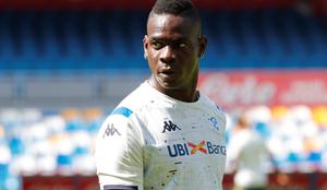 Balotelli z zahvalo podpornikom po rasističnem napadu v Veroni #video