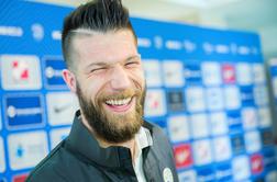 Slovenski nogometaši sledijo lepotnim trendom: na igrišče bodo stopili bradati