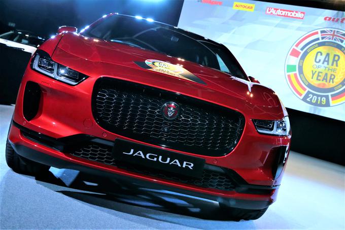 Električni jaguar I-pace je postal zmagovalec izbora Evropski avto leta 2019. V Slovenijo prihaja v prvi polovici leta. | Foto: Reuters