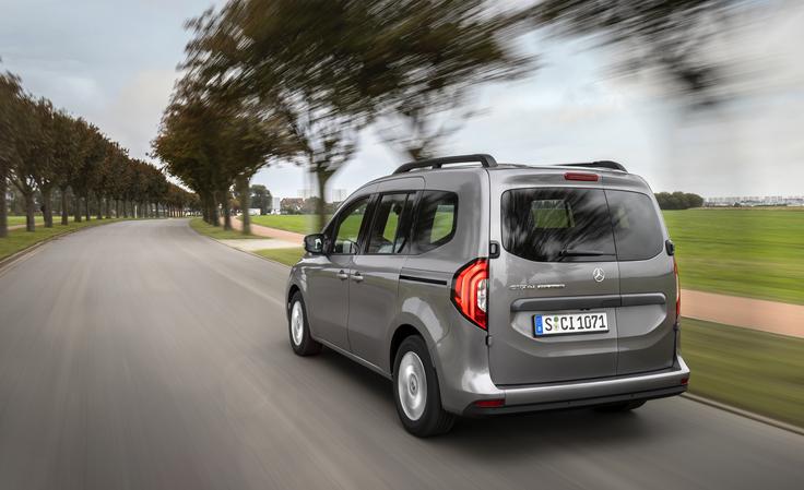 Številni elementi opreme za večje udobje, značilni za Mercedes-Benz, poskrbijo, da je Citan Tourer pravo kombinirano vozilo velikih možnosti.  | Foto: Mercedes-Benz AG