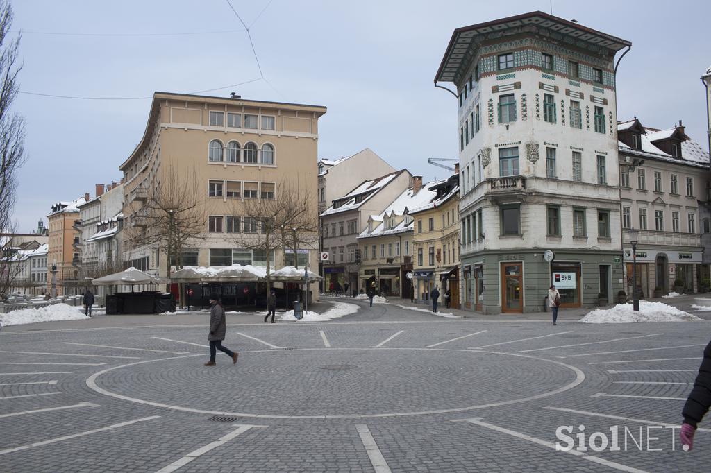 Kavarna Trmostovje, Prešernov trg