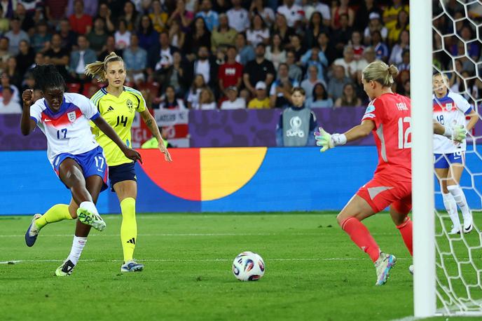 četrtfinale EP za ženske Anglija Švedska | Anglija je v polfinale napredovala po streljanju 11-metrovk. | Foto Reuters