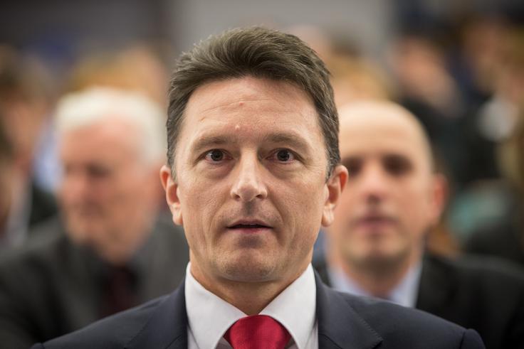 Je predsednik uprave Luke Koper Dragomir Matić povezan z rastjo podjetja, ki sodeluje z Luko Koper? | Foto: Bor Slana