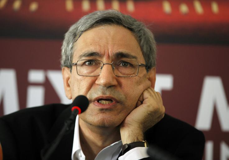 Priznani turški pisatelj Orhan Pamuk je leta 2006 prejel Nobelovo nagrado za književnost. | Foto: Reuters
