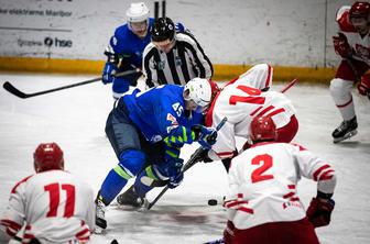 Slovenci strli poljski oreh, Krošelj zaklenil vrata