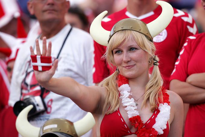 V Nemčijo se v teh dneh odpravlja na deset tisoče ljubiteljev nogometa. | Foto: Guliverimage/dpa