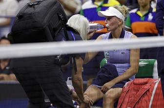 Hitro slovo četrte nosilke v Jiujiangu, kot razlog navedla je poškodbo