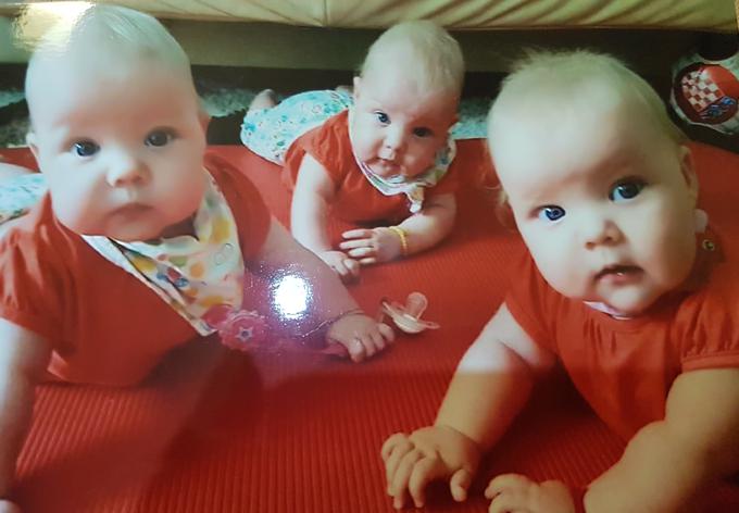 Zala, Vita in Ela, ko so bile še dojenčice. | Foto: osebni arhiv/Lana Kokl