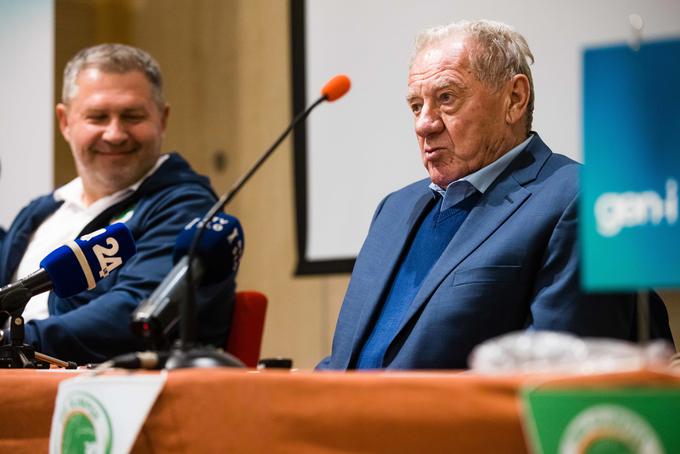 "Direktor ekonomata" je svojo funkcijo v ŽNK Olimpija v šali poimenoval Mandarić. | Foto: Grega Valančič/Sportida