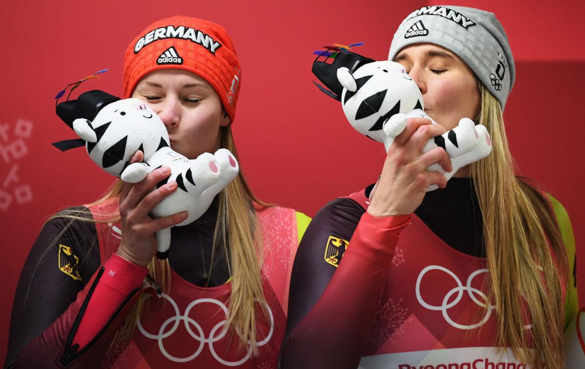 Natalie Geisenberger in Dajana Eitberger | Foto Guliver/Getty Images