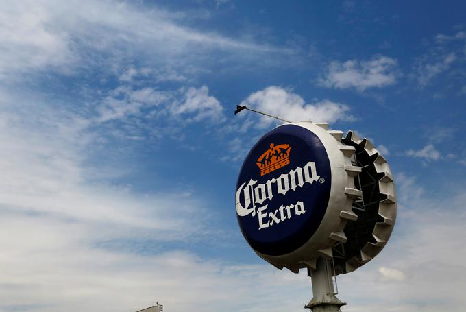 Corona pivo | Foto: Reuters