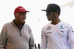 Hamilton presegel svojega šefa Nikija Laudo, naslednja tarča Jackie Stewart