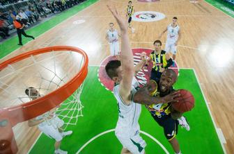 Bo Bayern napadal Olimpijo brez izvrstnega Boja McCalebba?