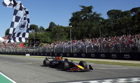Verstappen z mojstrovino v prvem zavoju, Hamilton rešil čast Ferrarija