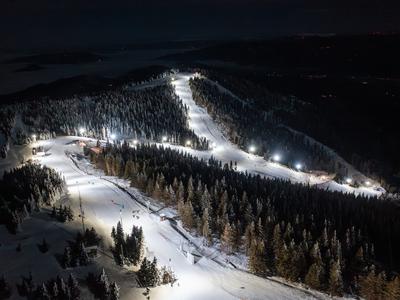 Na Kopah huda nesreča smučarja, bil je na zaprtem delu proge