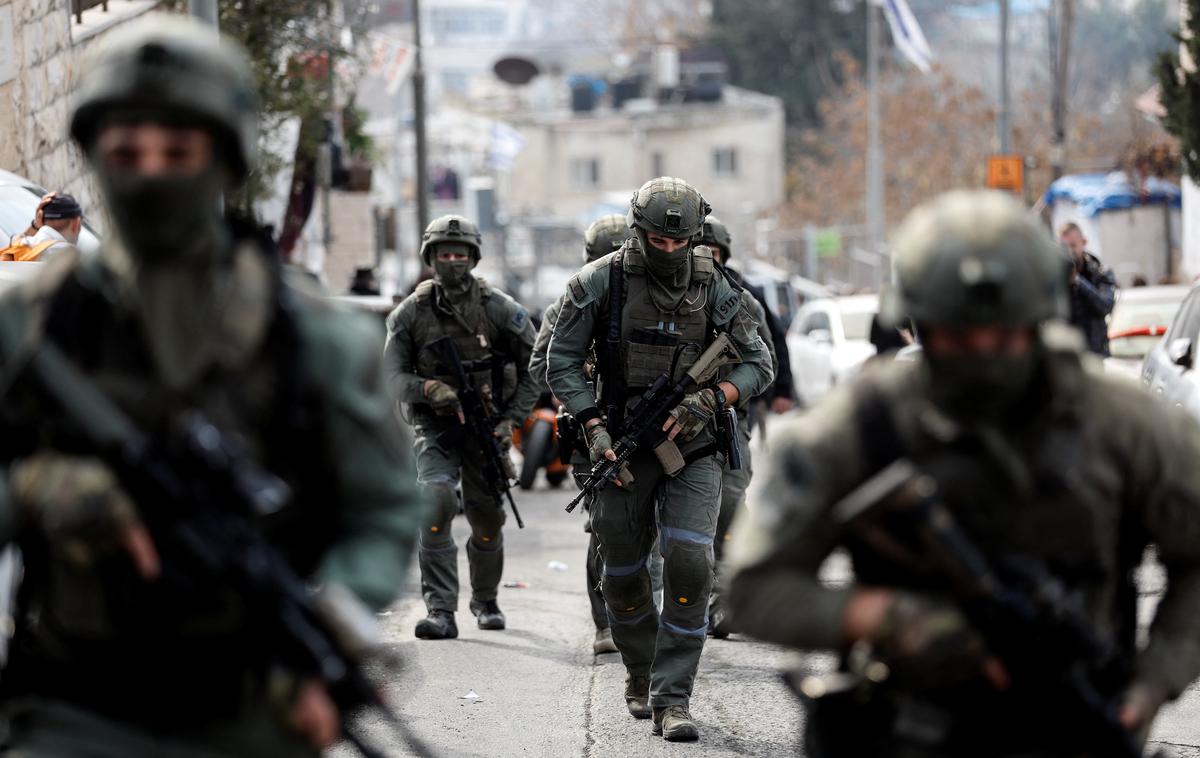 Jeruzalem, napad | Predstavnik izraelske policije Kobi Šabtaj je napad označil za enega najhujših, kar jih je Izrael doživel v zadnjih letih. | Foto Reuters