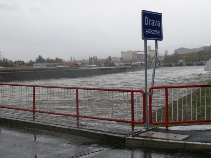 poplave pri Malečniku 2012 | Foto: STA