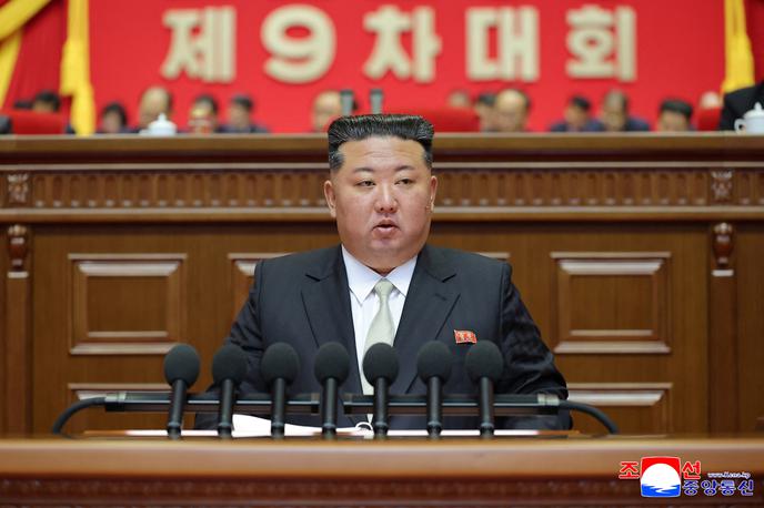 Kim Jong Un | Severna Koreja je zaostrila retoriko do Južne Koreje, ki jo je Kim označil za največjo nasprotnico in sovražnico, in zavrnila možnost dialoga z vlado v Seulu. | Foto Reuters