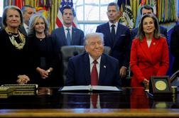 Trump z ukazom znižal standarde porabe avtomobilskega goriva